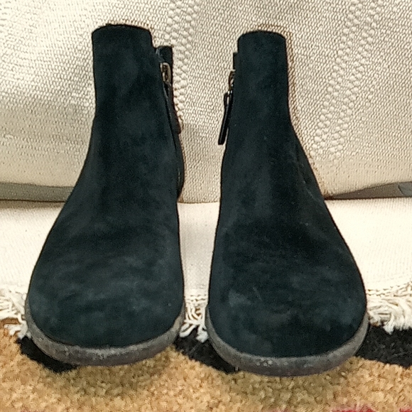 Black Suede booties Unstructured by Clarks - Picture 2 of 9